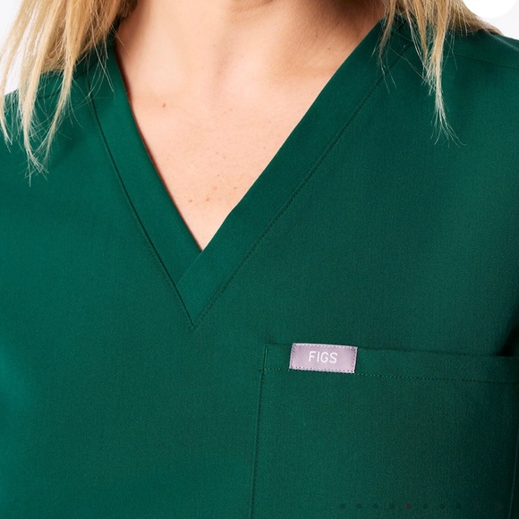 FIGS - Picture 2 of 3